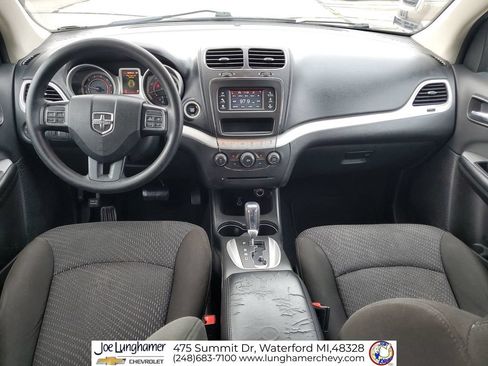 Used 2019 Dodge Journey SE w/ Blacktop Package FWD image 21
