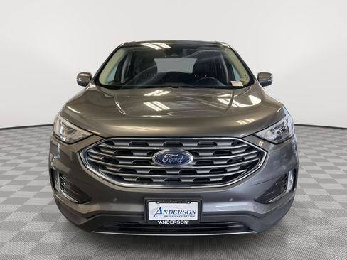Used 2022 Ford Edge Titanium image 4