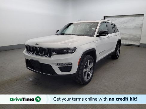 Used 2023 Jeep Grand Cherokee 4WD 4xe image 1