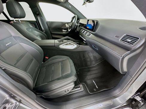 Certified 2025 Mercedes-Benz GLE 53 AMG 4MATIC Coupe image 31