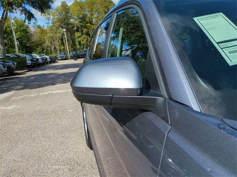 Used 2022 Volkswagen Atlas SE image 12