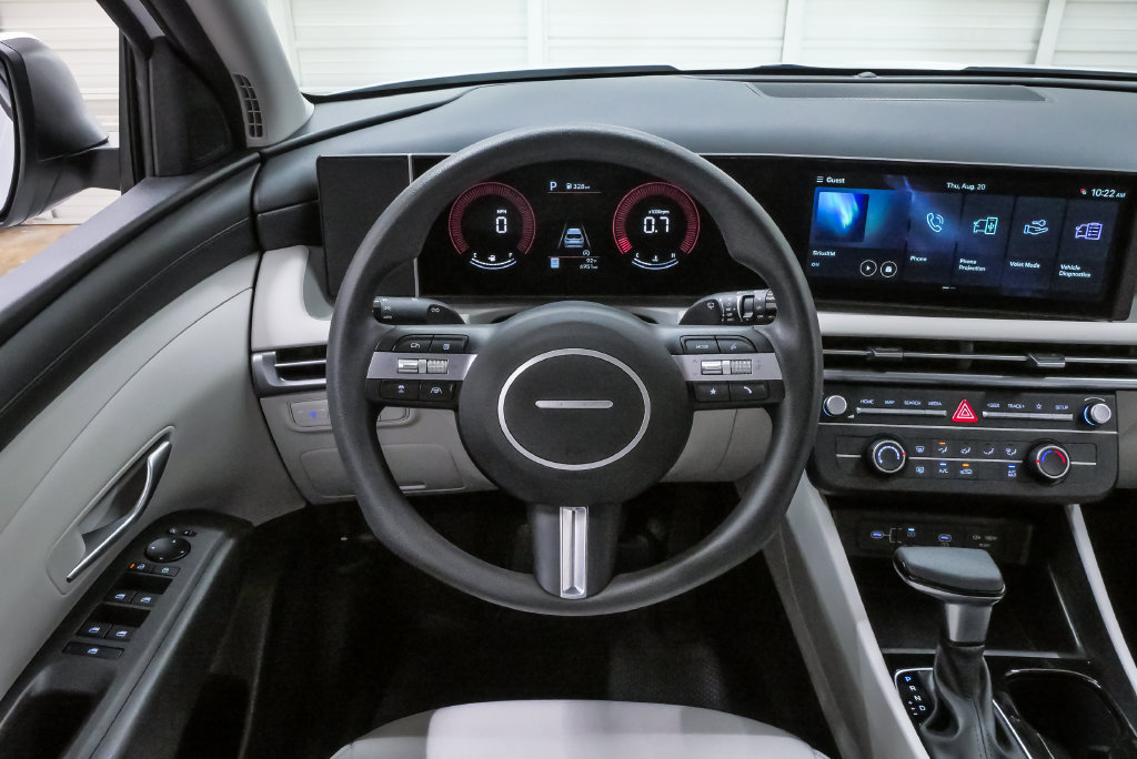 Certified 2026 Hyundai Tucson SE FWD image 19