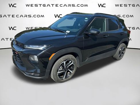 Used 2021 Chevrolet TrailBlazer RS w/ Sun and Liftgate Package FWD image 1