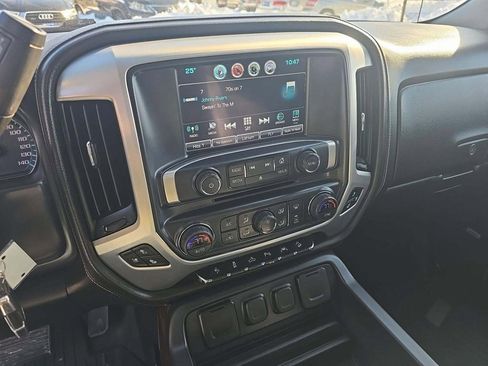 Used 2018 GMC Sierra 1500 SLT image 4