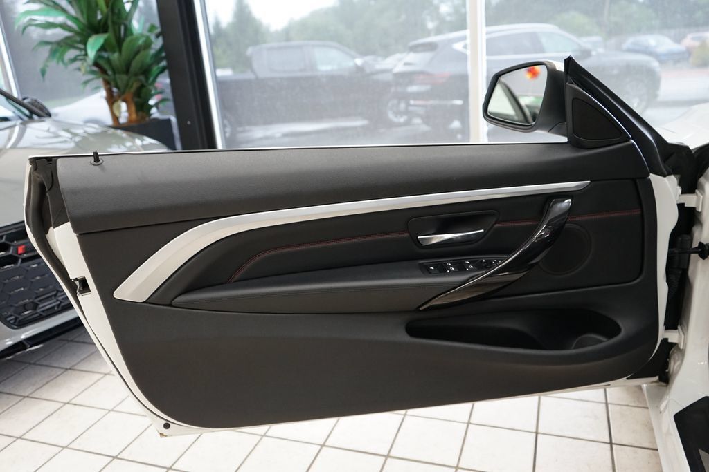 Used 2018 BMW 430i xDrive Convertible AWD/4WD image 28