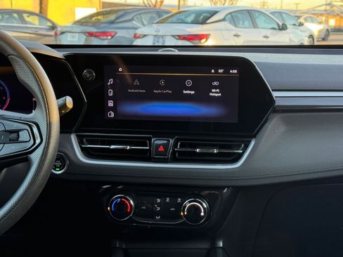 Used 2025 Chevrolet TrailBlazer LT image 18