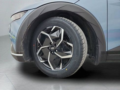 Used 2022 Hyundai Ioniq 5 SE image 32