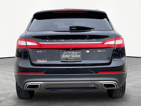 Used 2016 Lincoln MKX Reserve w/ Climate Package image 4