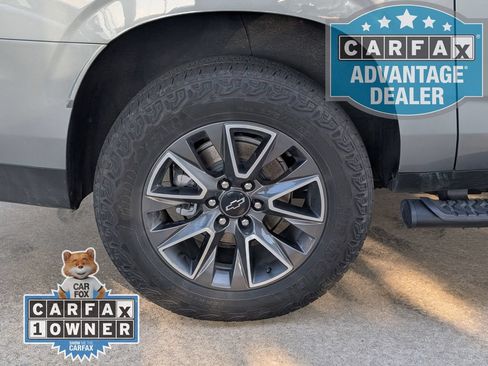 Certified 2024 Chevrolet Suburban Z71 AWD/4WD image 3