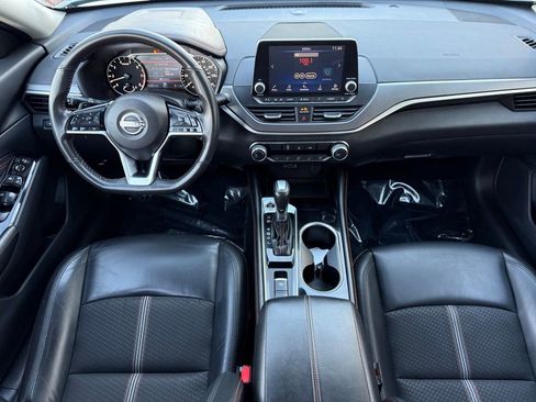 Used 2023 Nissan Altima 2.5 SR image 16