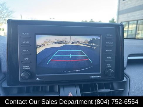 Used 2021 Toyota RAV4 LE image 22