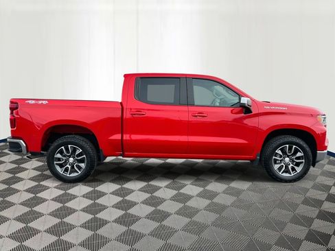 Used 2023 Chevrolet Silverado 1500 LT AWD/4WD image 6