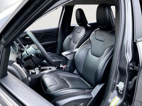 Certified 2022 Jeep Cherokee Latitude Lux image 19