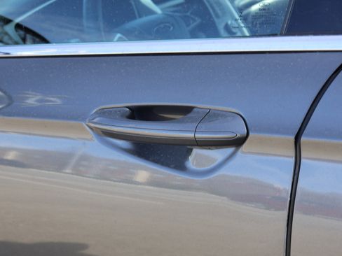 Used 2014 Ford Fusion SE image 19