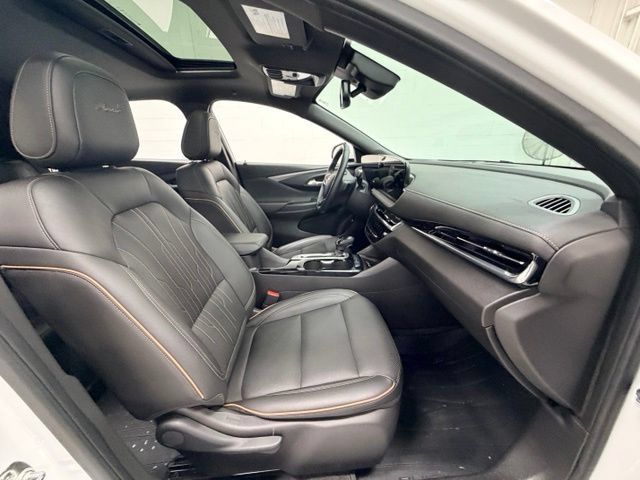 Certified 2024 Buick Envista Avenir FWD image 28