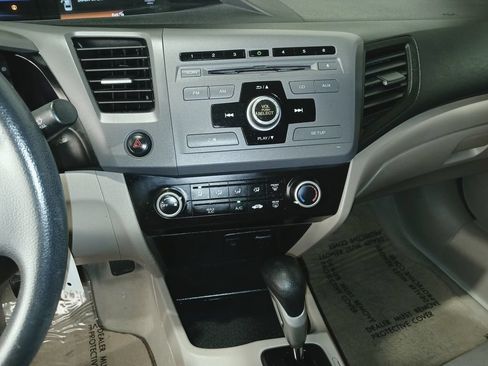 Used 2012 Honda Civic LX image 16