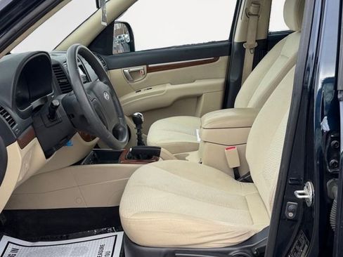 Used 2009 Hyundai Santa Fe GLS FWD image 12