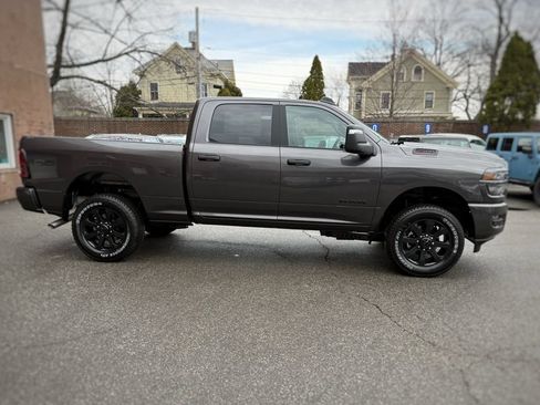 New 2026 RAM 2500 Big Horn AWD/4WD image 4