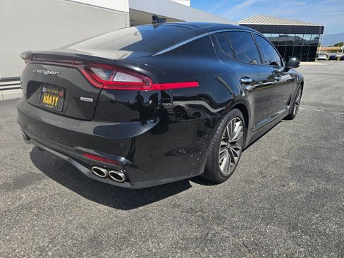 Used 2018 Kia Stinger Premium image 4