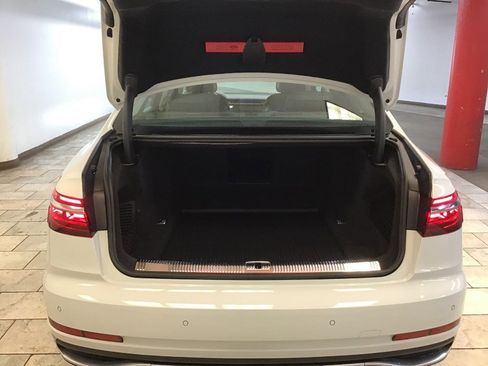 Used 2023 Audi A8 L 3.0T AWD/4WD image 8