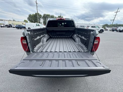 New 2026 GMC Canyon AT4 w/ Technology Plus Package AWD/4WD image 21