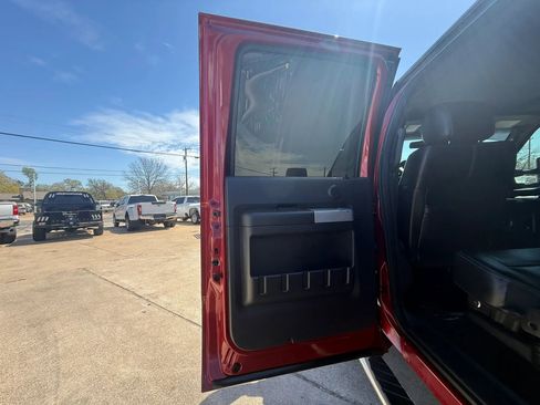 Used 2015 Ford F250 Lariat w/ Lariat Ultimate Package AWD/4WD image 9