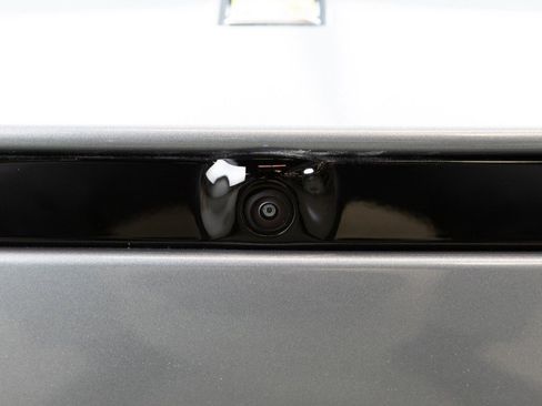 Used 2025 Ferrari Purosangue image 19