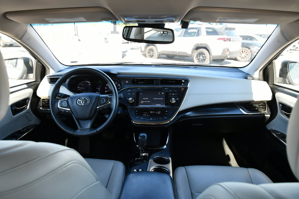 Used 2018 Toyota Avalon XLE Premium FWD image 27