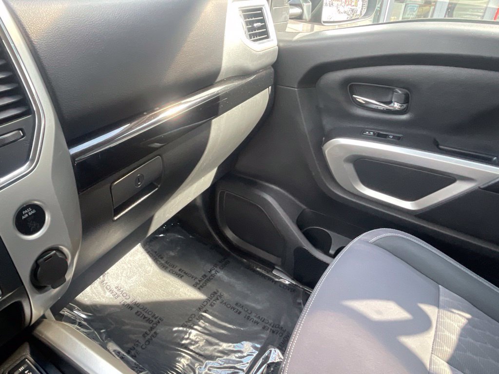 Certified 2021 Nissan Titan SV w/ SV Convenience Package AWD/4WD image 19