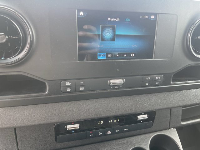 Used 2024 Mercedes-Benz Sprinter 2500 w/ Acoustic Package image 9