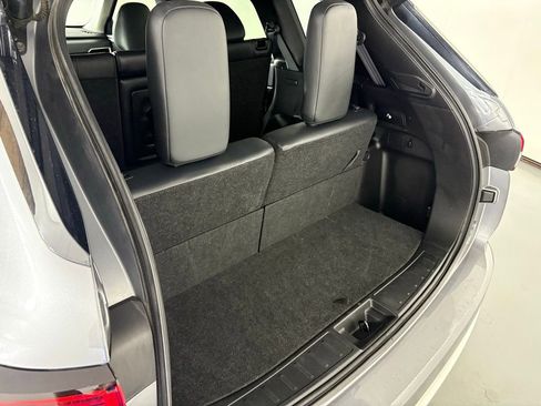 Used 2024 Mitsubishi Outlander SE image 38