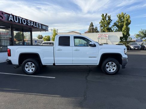 Used 2018 GMC Sierra 1500 SLE w/ SLE Value Package RWD image 2