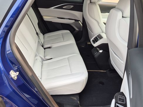 Certified 2024 Cadillac Lyriq Luxury AWD/4WD image 26