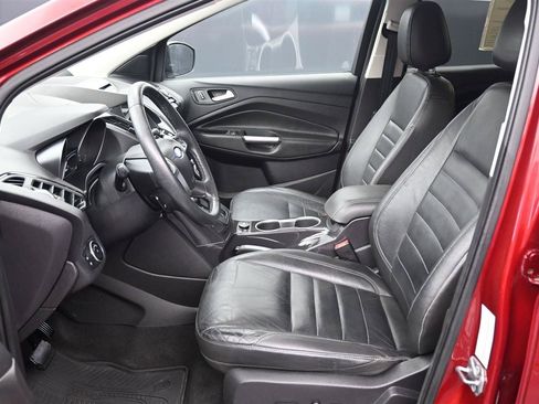 Used 2016 Ford Escape Titanium w/ Equipment Group 301A AWD/4WD image 11