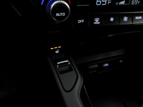 Used 2023 Kia Telluride S AWD/4WD image 28