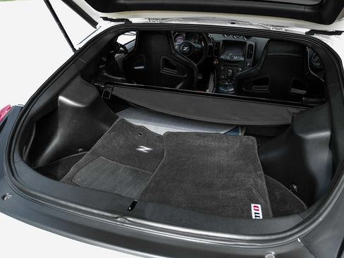 Used 2020 Nissan 370Z NISMO RWD image 56