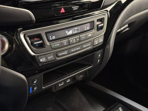 New 2026 Honda Ridgeline Black Edition image 19