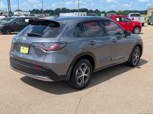 Used 2023 Honda HR-V EX-L image 5