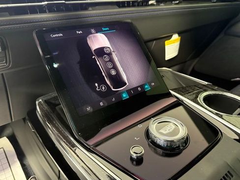 New 2026 Cadillac Escalade IQ Luxury 1 image 17