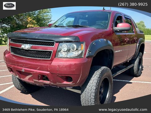 Used 2008 Chevrolet Avalanche LT w/ LT Preferred Equipment Group image 1