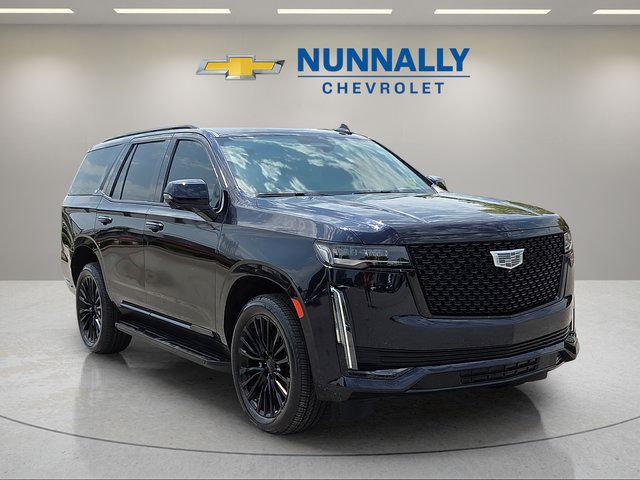 Used 2022 Cadillac Escalade Luxury w/ LPO, Illumination Package AWD/4WD image 7