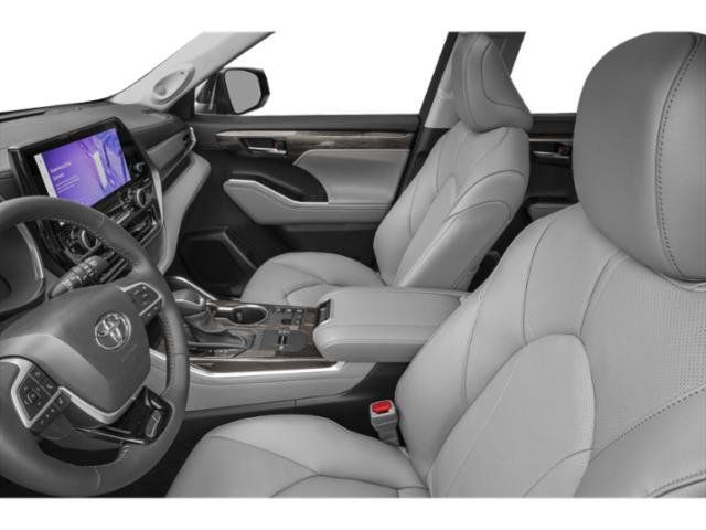 New 2026 Toyota Highlander Limited AWD/4WD image 8