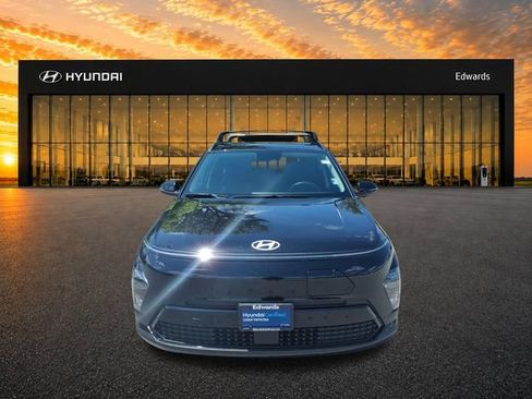 Certified 2024 Hyundai Kona SEL FWD image 3