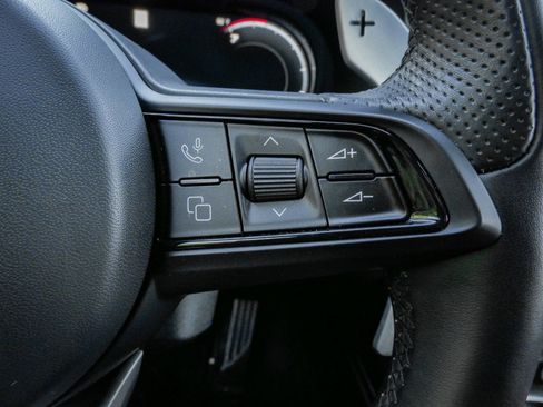 Used 2024 Alfa Romeo Stelvio Veloce image 20