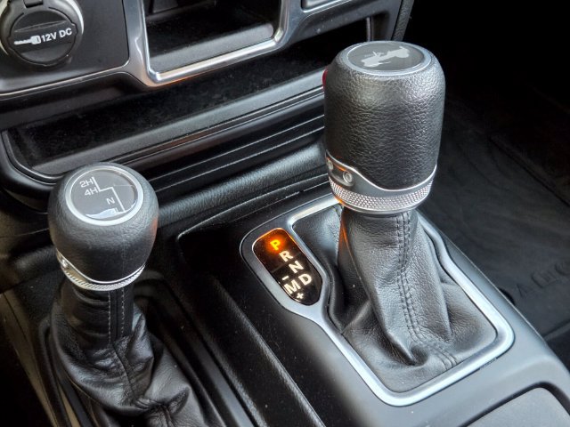 Used 2023 Jeep Wrangler Sport AWD/4WD image 25
