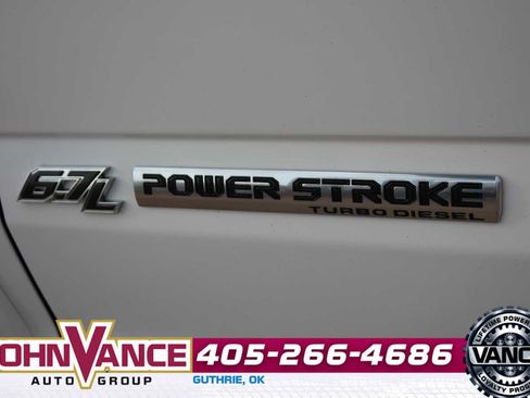 Used 2022 Ford F450 Platinum w/ FX4 Off-Road Package image 8