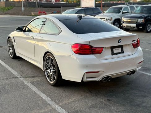 Used 2017 BMW M4 Coupe image 7