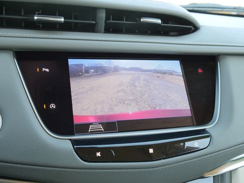 Used 2020 Cadillac XT5 Premium Luxury image 28