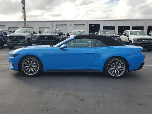 Certified 2025 Ford Mustang Premium image 6