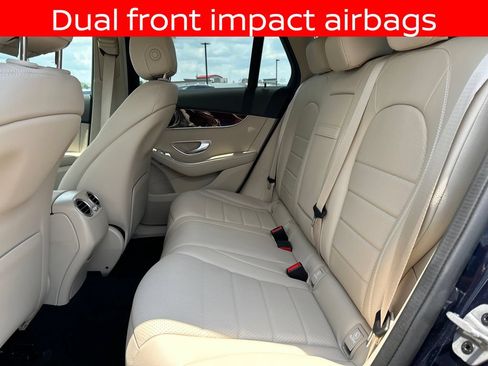Used 2022 Mercedes-Benz GLC 300 image 29